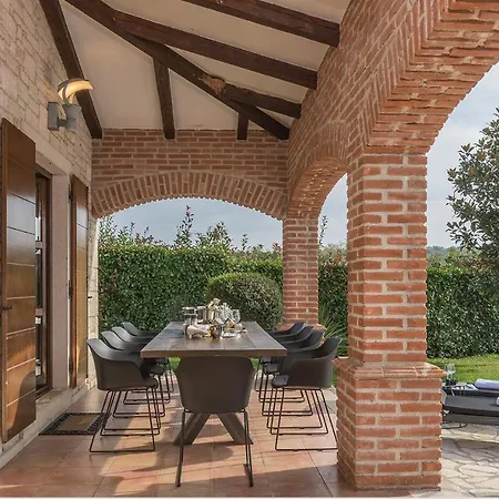 Villa Rustica *